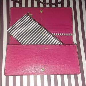 Henri bendel wallet